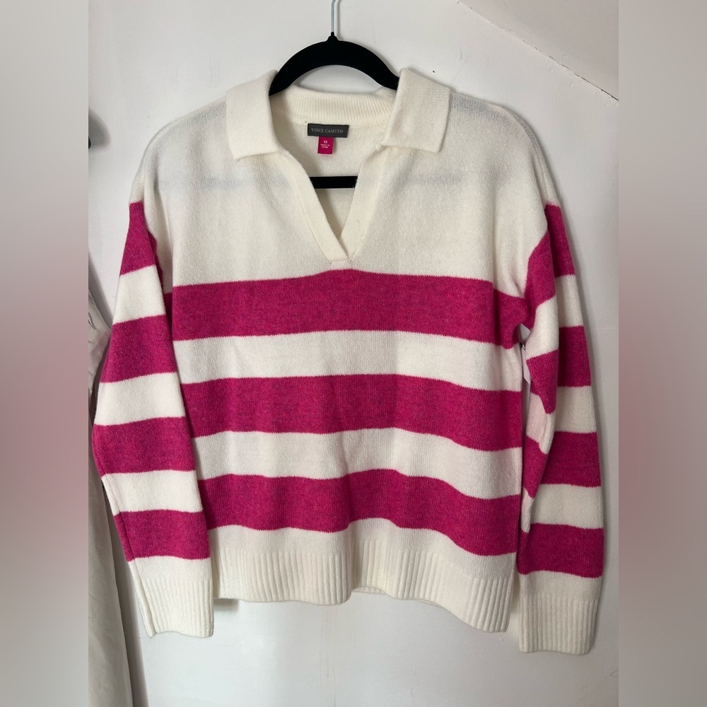 Vince Camuto Pink and White Striped V-Neck Sweater Size XS NWT